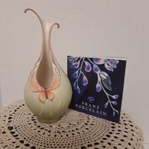 Signed Franz Papillon Beautiful Porcelain Small Vase FZ00580